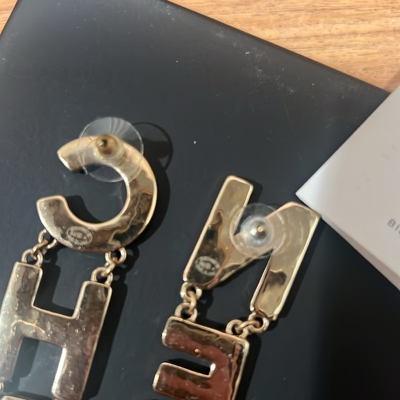 Auth. Chanel CHA NEL Earrings ICONIC - Picture 8 of 12